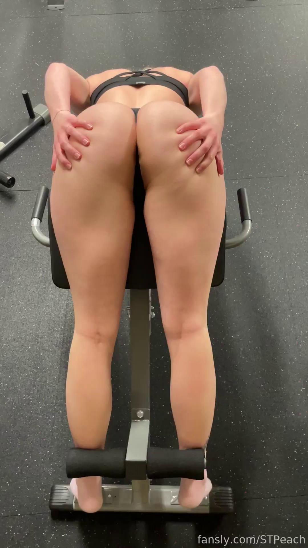 STPeach Sexy Ass Thong Workout Fansly Set Leaked