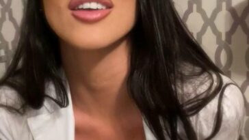 Alice Goodwin Nude Dildo POV Tease Onlyfans Video Leaked