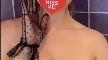 Amanda Cerny Nude Valentines Day Onlyfans Set Leaked
